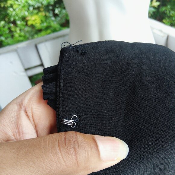 Vintage 90s Y2k Goth Ruffle Black Open front Crop Top - Picture 8 of 8